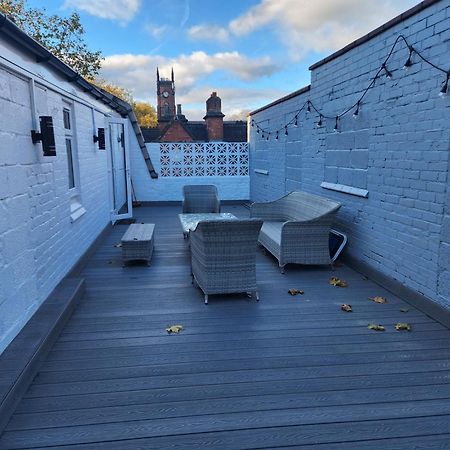 Derby City Centre Apartment With Roof Top Hot Tub Exterior photo